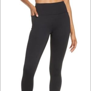 Zella Pocket Super High Rise Leggings Med Black